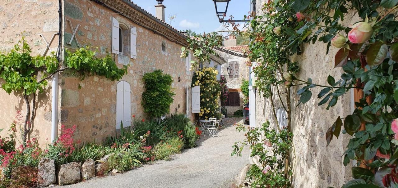 La Maison des Cornières Fourcès Esterno foto