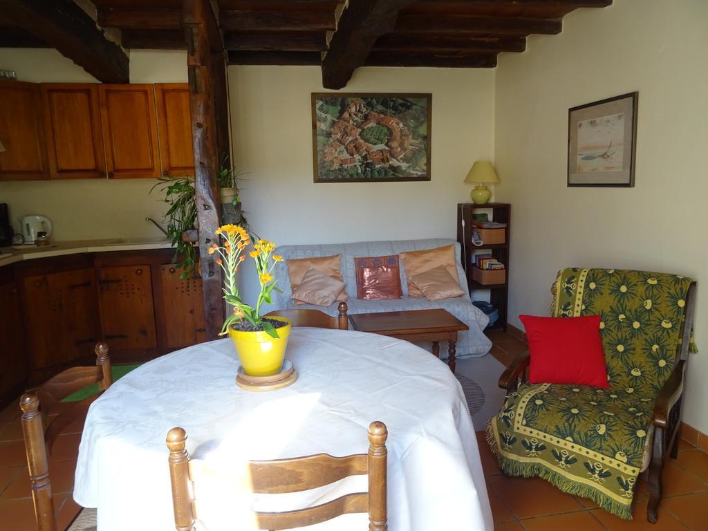 La Maison des Cornières Fourcès Esterno foto