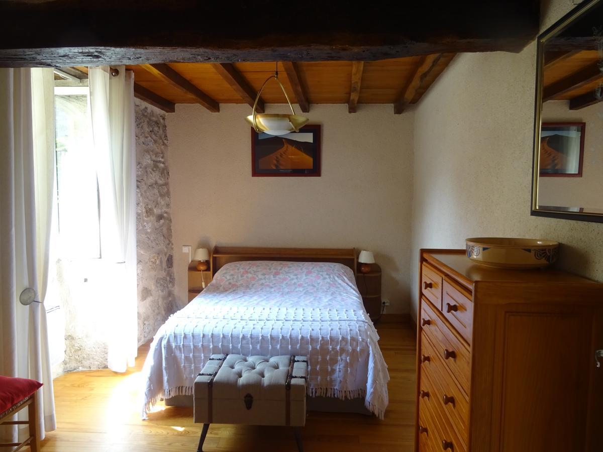 La Maison des Cornières Fourcès Esterno foto